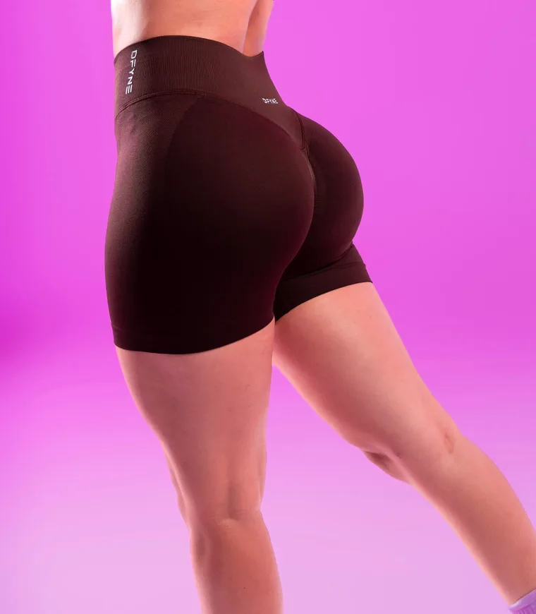 Short Aura en chocolate