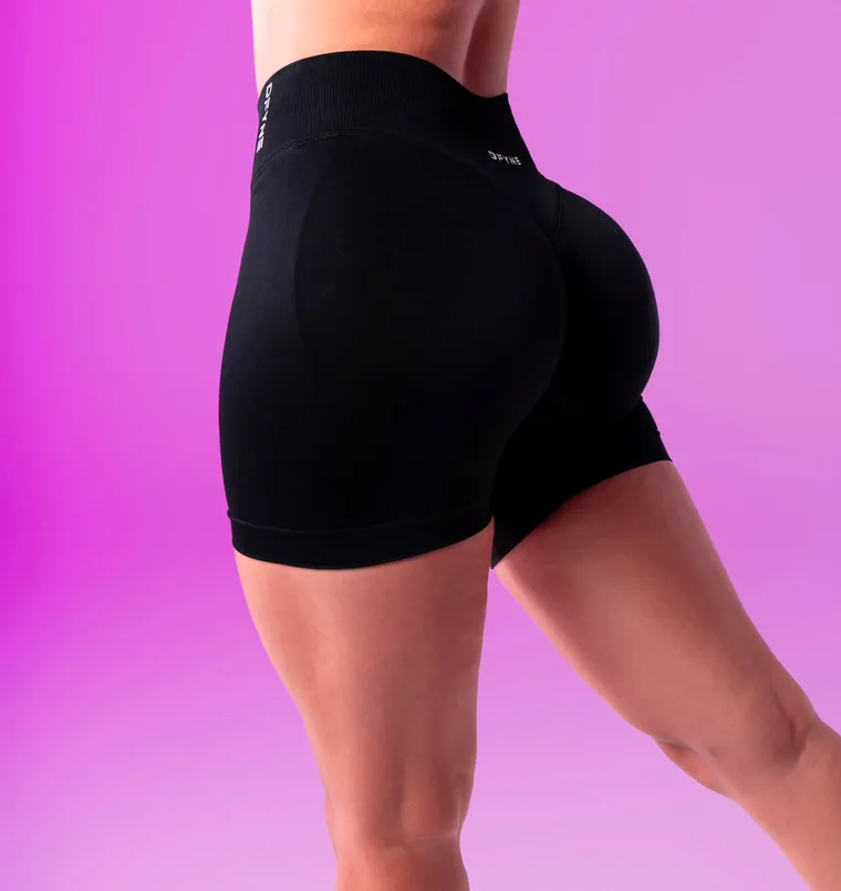 Short Aura en negro