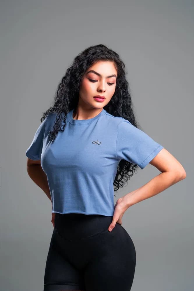 Top Perla en azul cielo