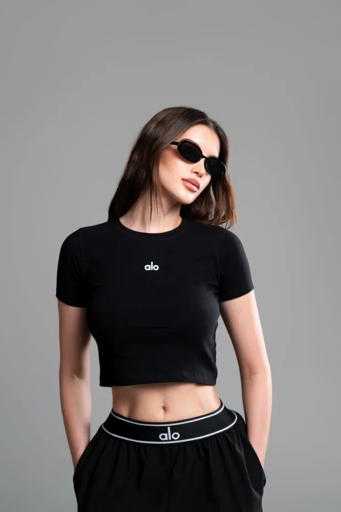Top Greta en negro